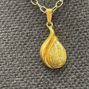Sparkly Gold Tone Necklace, 18”, NEW